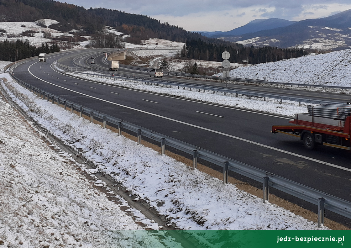 Polskie drogi - oddanie do ruchu prawej jezdni S7 Lubień - Naprawa